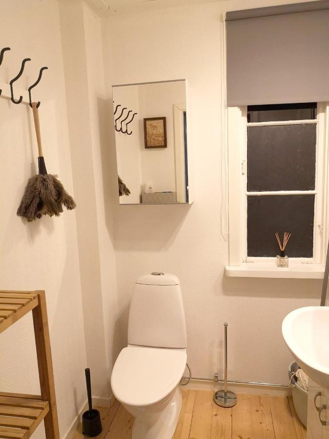 Mysig Stuga Med Oeppen Spis Och Uteplats Fröseke Exteriér fotografie